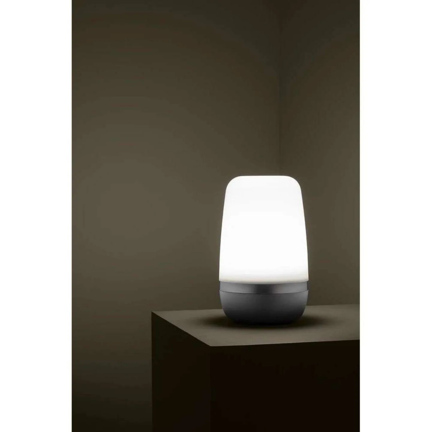 Spirit Portable Utendørslampe XL Moonbeam - Blomus - Terrasse - Plast