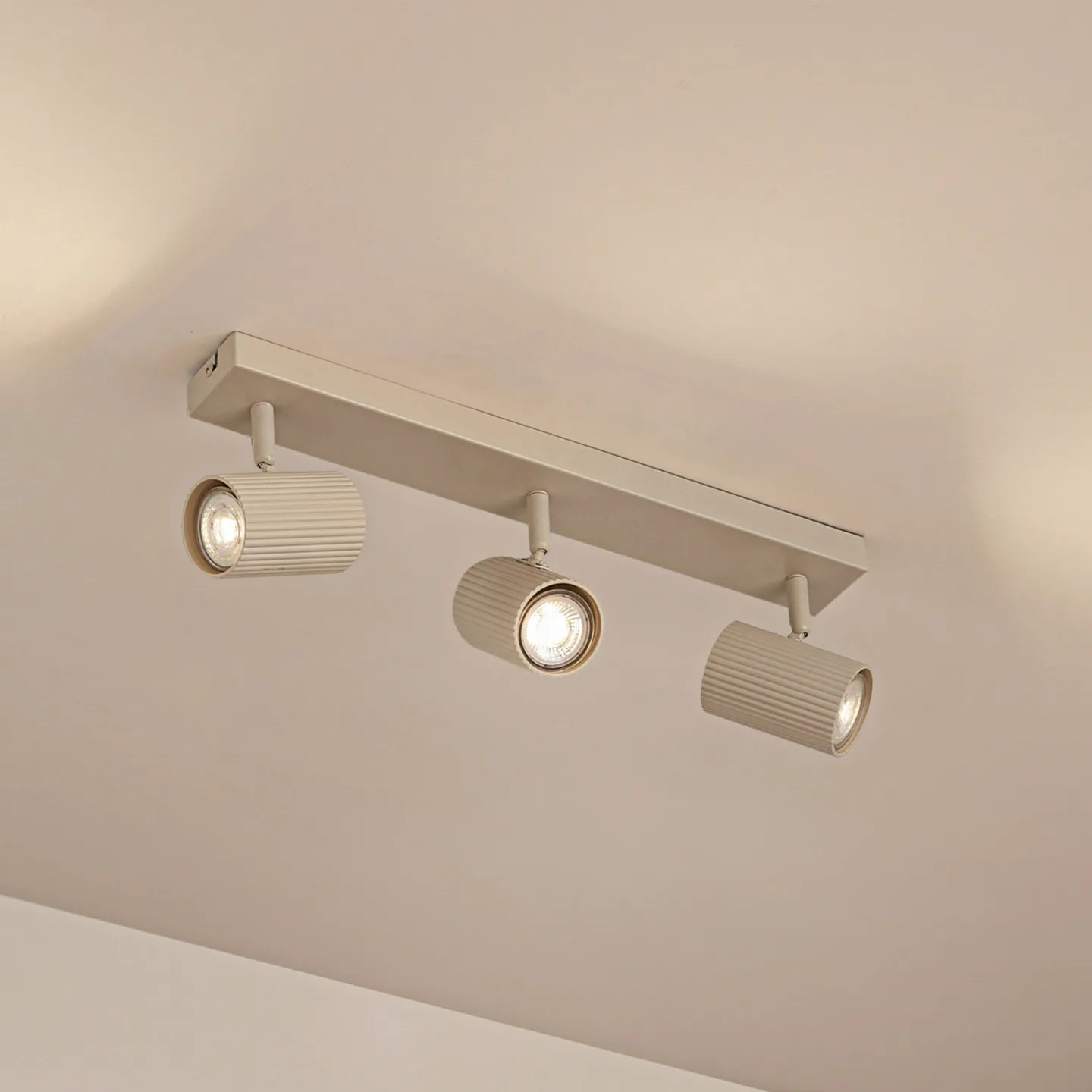 Kardis downlights, beige, 3 lyskilder, metall, GU10 - Lindby - Entré - Moderne - Aluminium - Med flere lyskilder