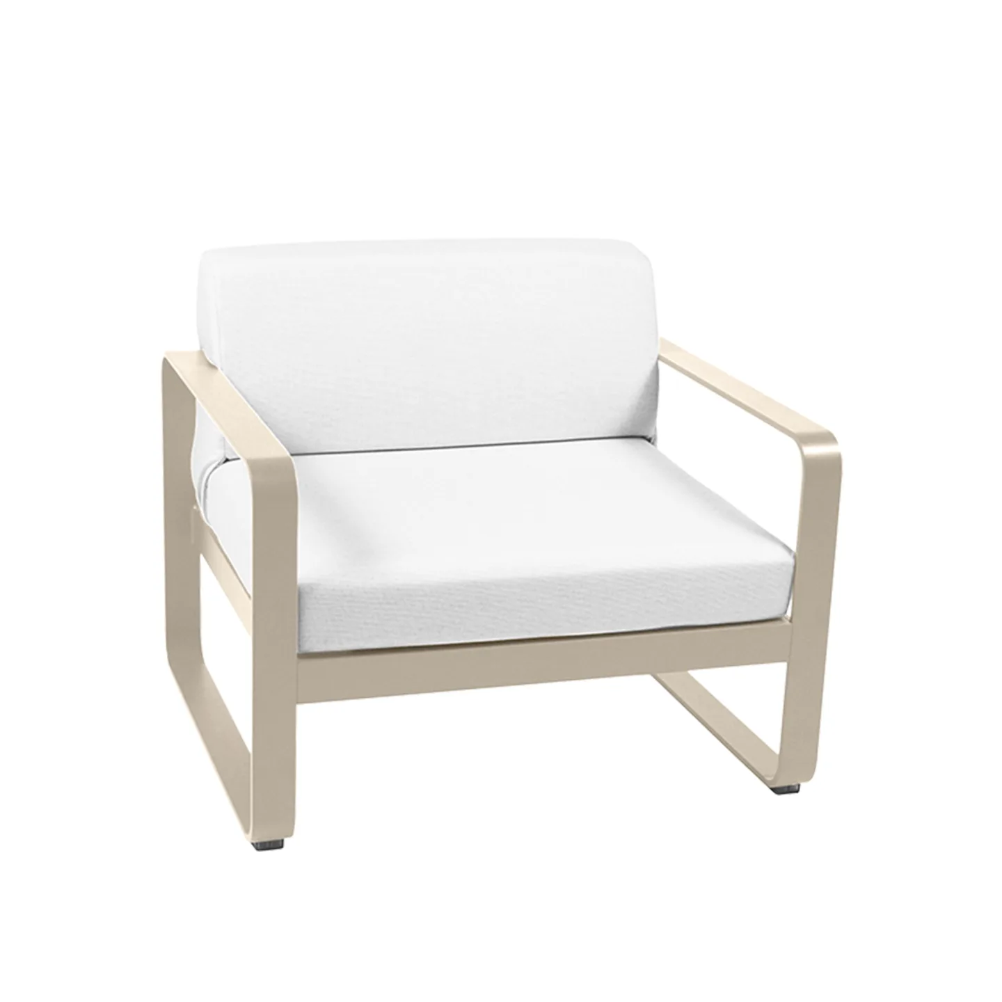 Fermob - Bellevie Armchair Off-White Cushions, Nutmeg - Fåtöljer utomhus - Pagnon & Pelhaître - Beige - Metall/Plast