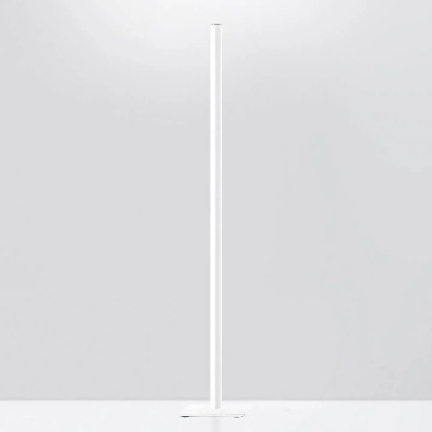 Ilio Mini Gulvlampe 3000K White - Artemide - Stue - Design - Metal