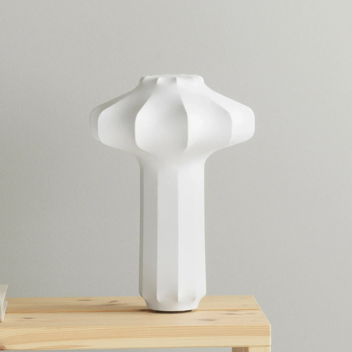 Normann Copenhagen Phantom Tischleuchte White
