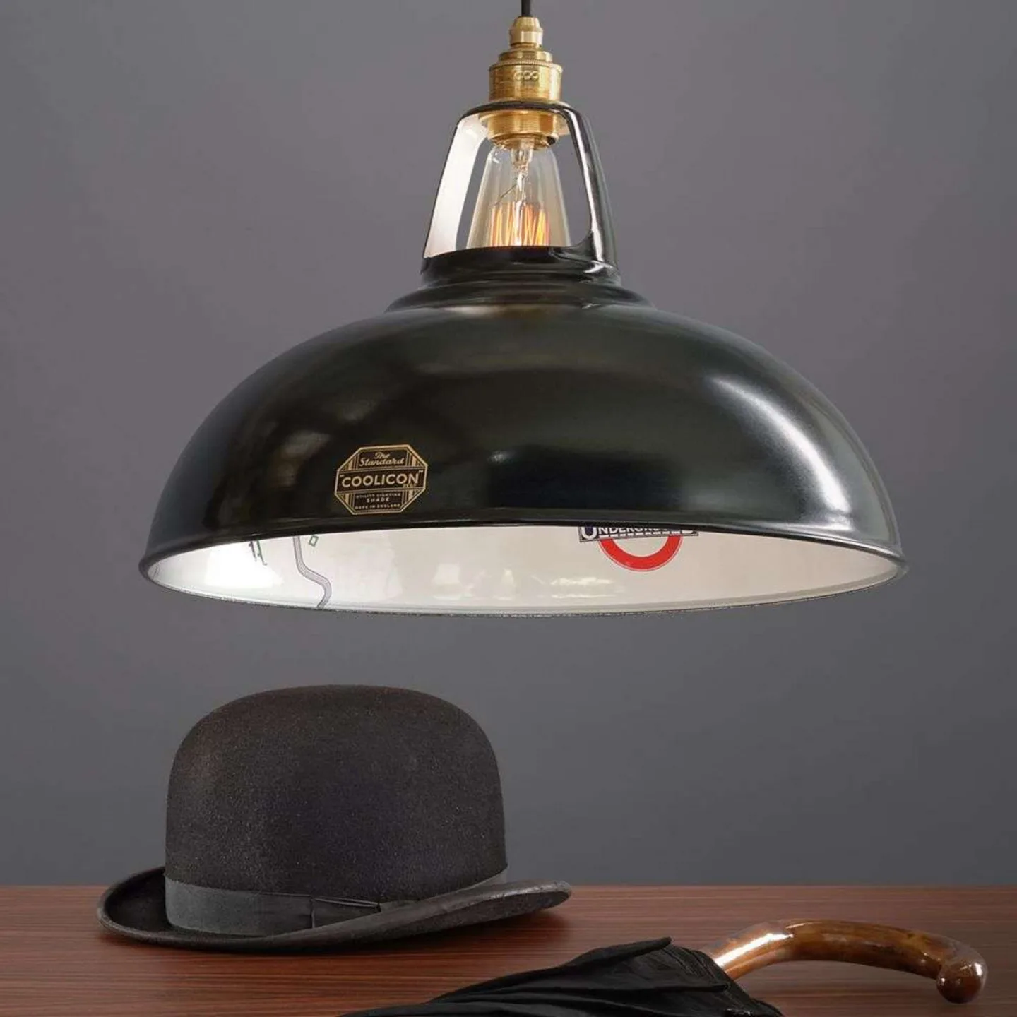 Stor pendellampe i design fra 1933, Ø 40 cm, sort - Coolicon - Stue - Metal