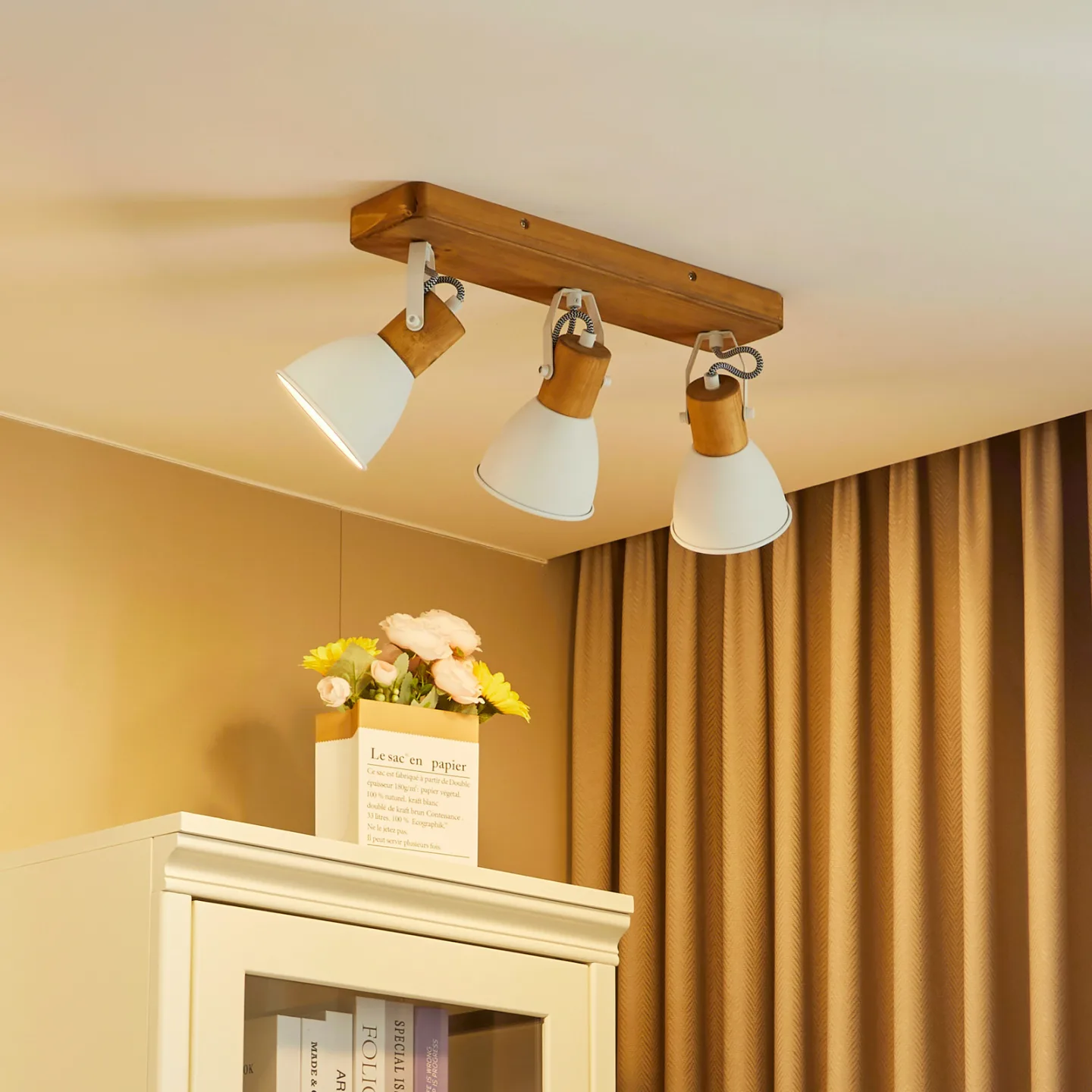 Merela 3 Taklampe Wood/White - Lindby - Stue - Skandinavisk - Tre - Med flere lyskilder