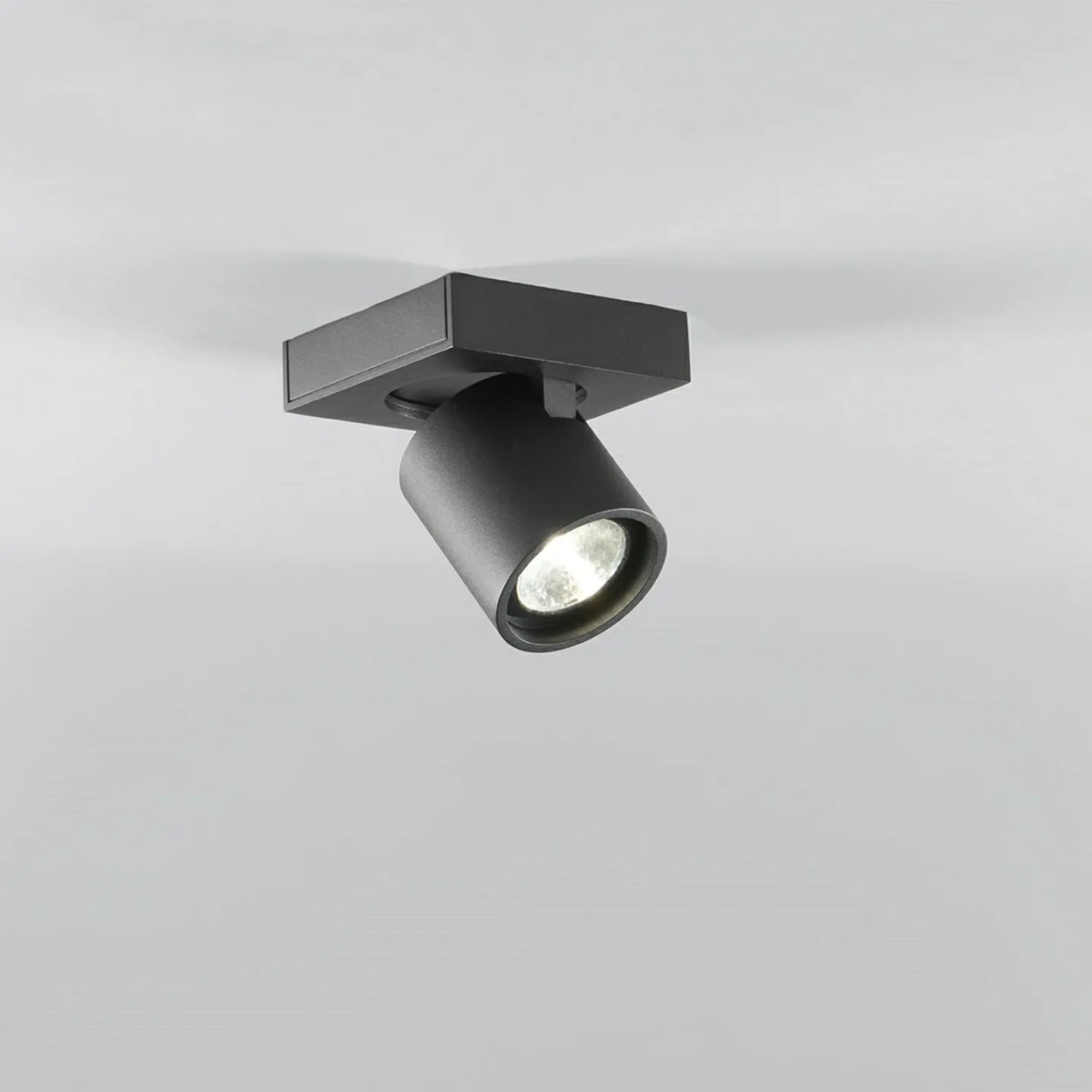 Focus 1 LED Deckenleuchte 3000K Schwarz - LIGHT-POINT - Wohnzimmer - Aluminium
