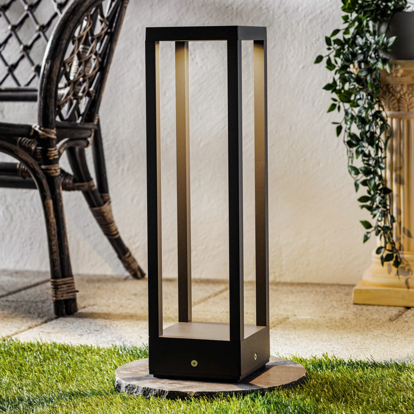 Carlota Udendørs Havelampe H50 Dark Grey - Lucande - Terrasse - Moderne - Metal - Med én lyskilde
