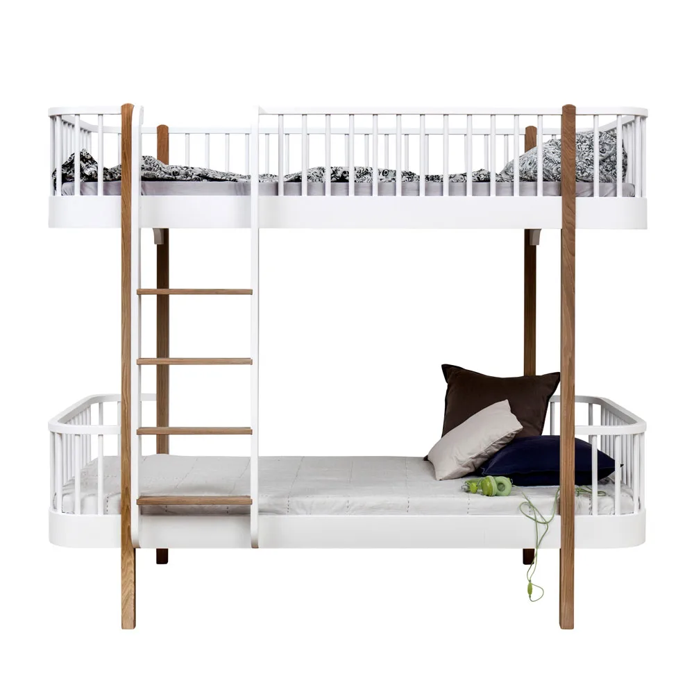Oliver Furniture - Wood Våningssäng Vit/ Ek - Spjälsängar och barnsängar - Søren Rørbæk - Vit - Trä
