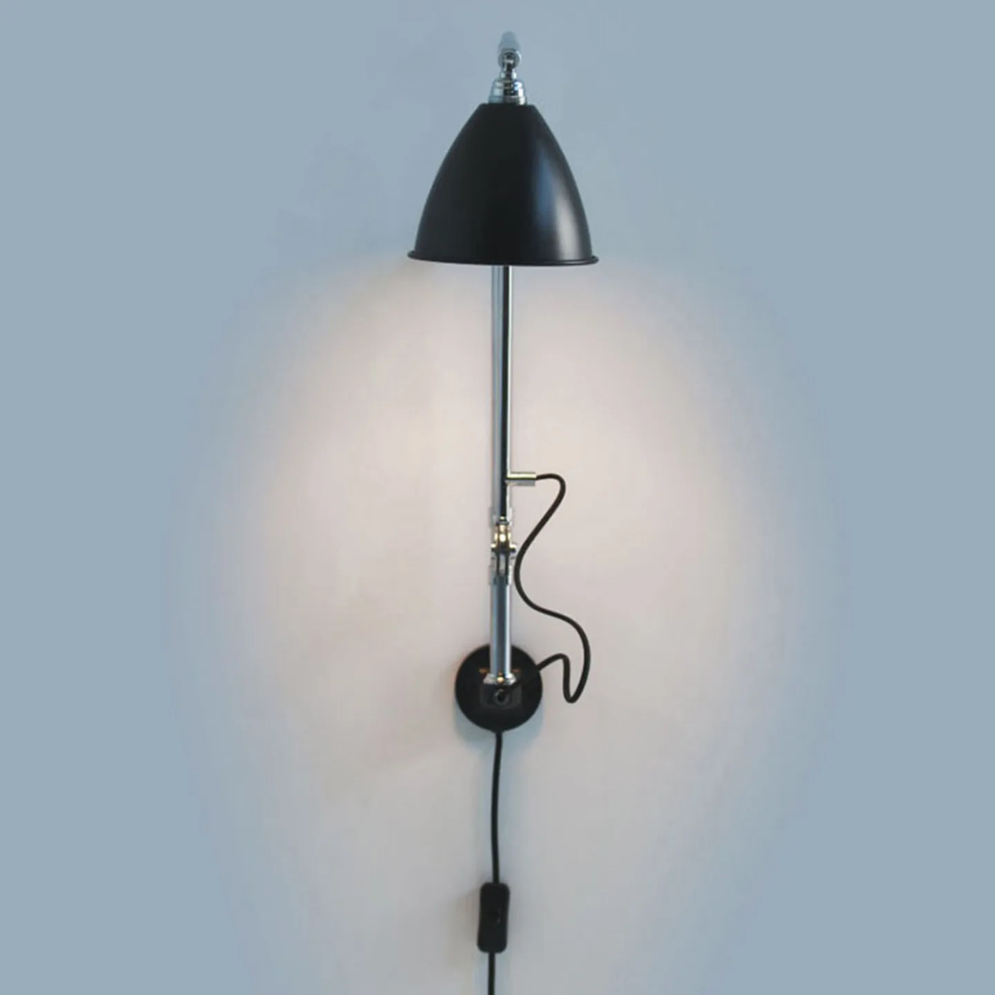 Bestlite BL5 Wandleuchte Ø16 Chrom/Schwarz - GUBI - Wohnzimmer - Design - Metall - Einflammig