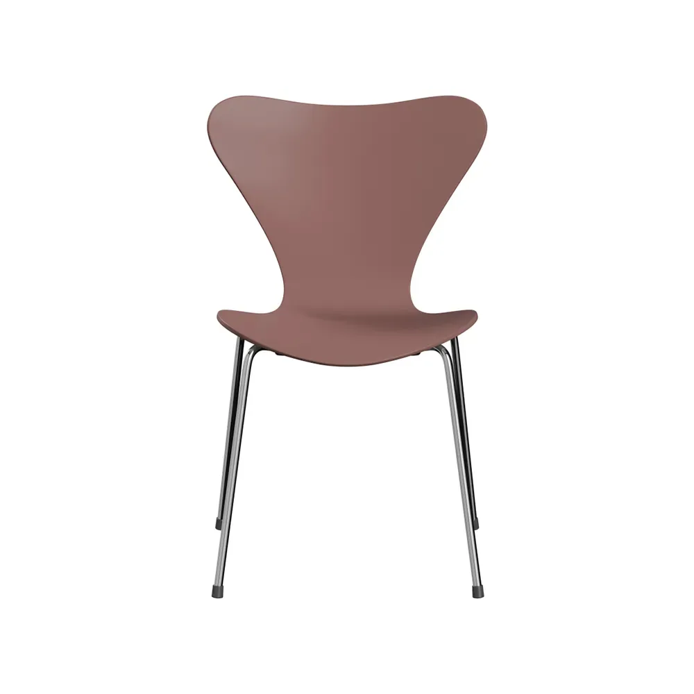 Fritz Hansen Sjuan 3107 stol Wild rose-lackad-kromat stålstativ