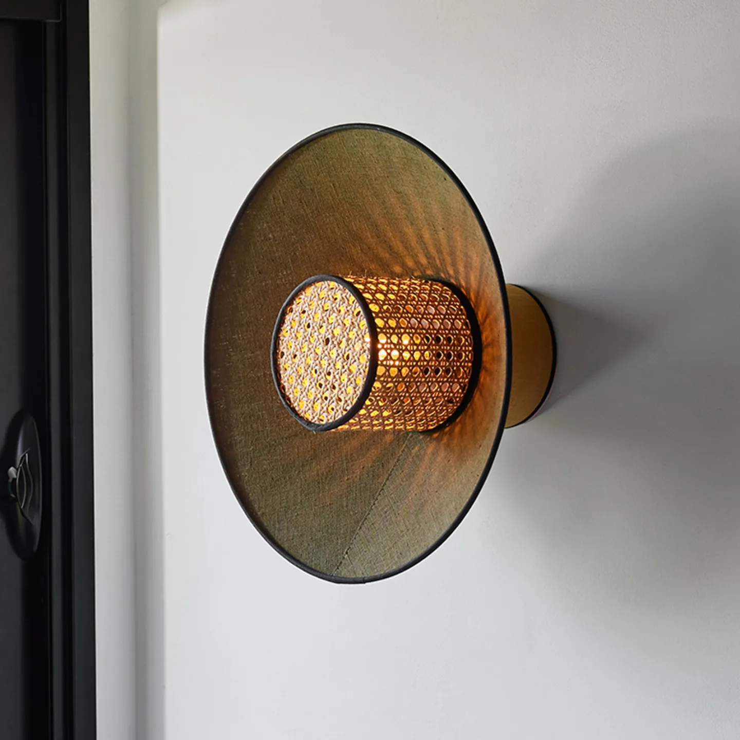 Singapour væglampe, khaki/curry - MARKET SET - Stue - Design - Stof / tekstil - Rund