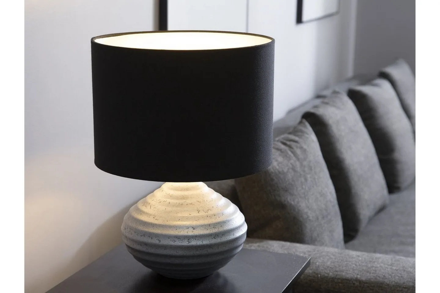 Kuban Bordslampa 32 cm - Silver