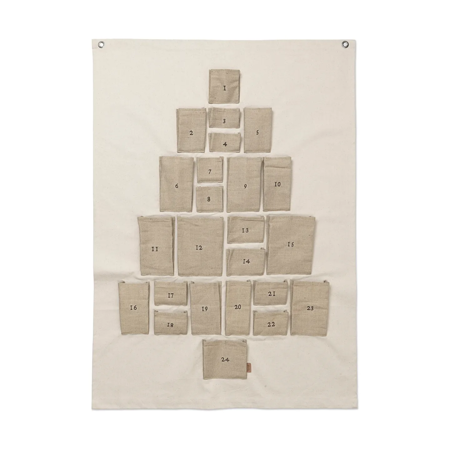 Ferm Living Pine julkalender Maxi, 90x125 cm