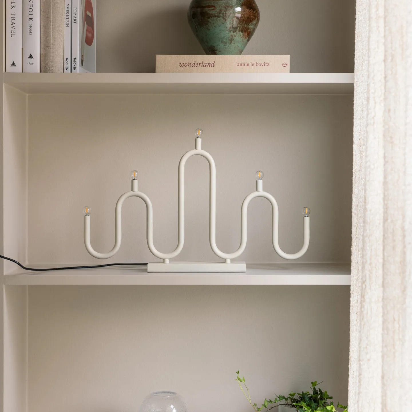 Noel Tischleuchte 50 cm beige Metall - Globen Lighting - Wohnzimmer - Modern - Mehrflammig