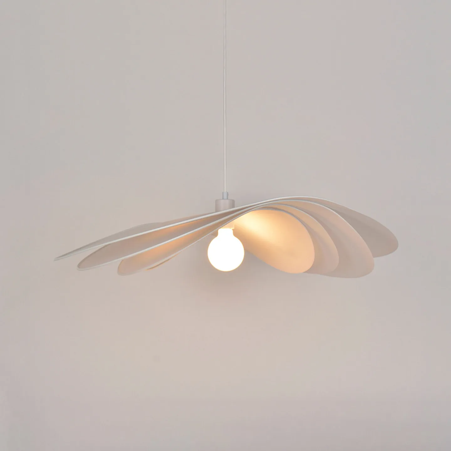 Selenitis hänglampa, Ø 78 cm - MARKET SET - Sovrum - Design - Papper / papp - Med en ljuskälla