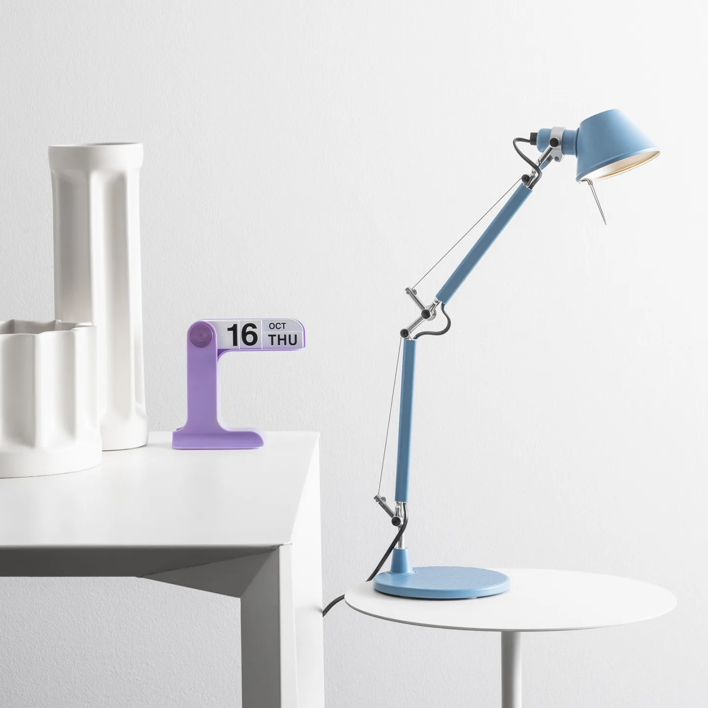 Artemide Tolomeo micro Tischleuchte Light blue