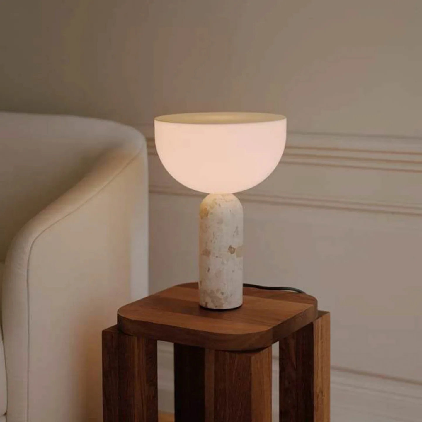 Kizu bordlampe Small Kunis Breccia - New Works - Spisestue - Design - Marmor - Med én lyskilde