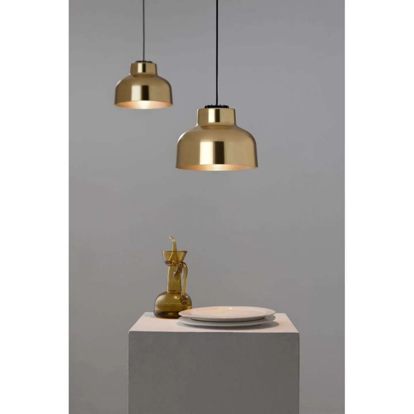 M64 Taklampa Dim. Brass - Santa & Cole - Vardagsrum - Aluminium