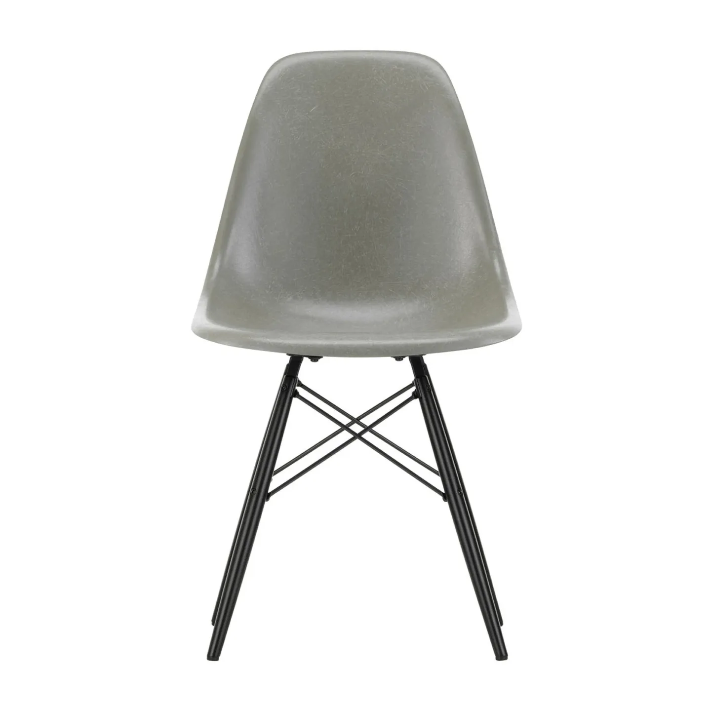 Vitra Eames Fiberglass Chairs DSW stol raw umber, brunbetsade lönnben