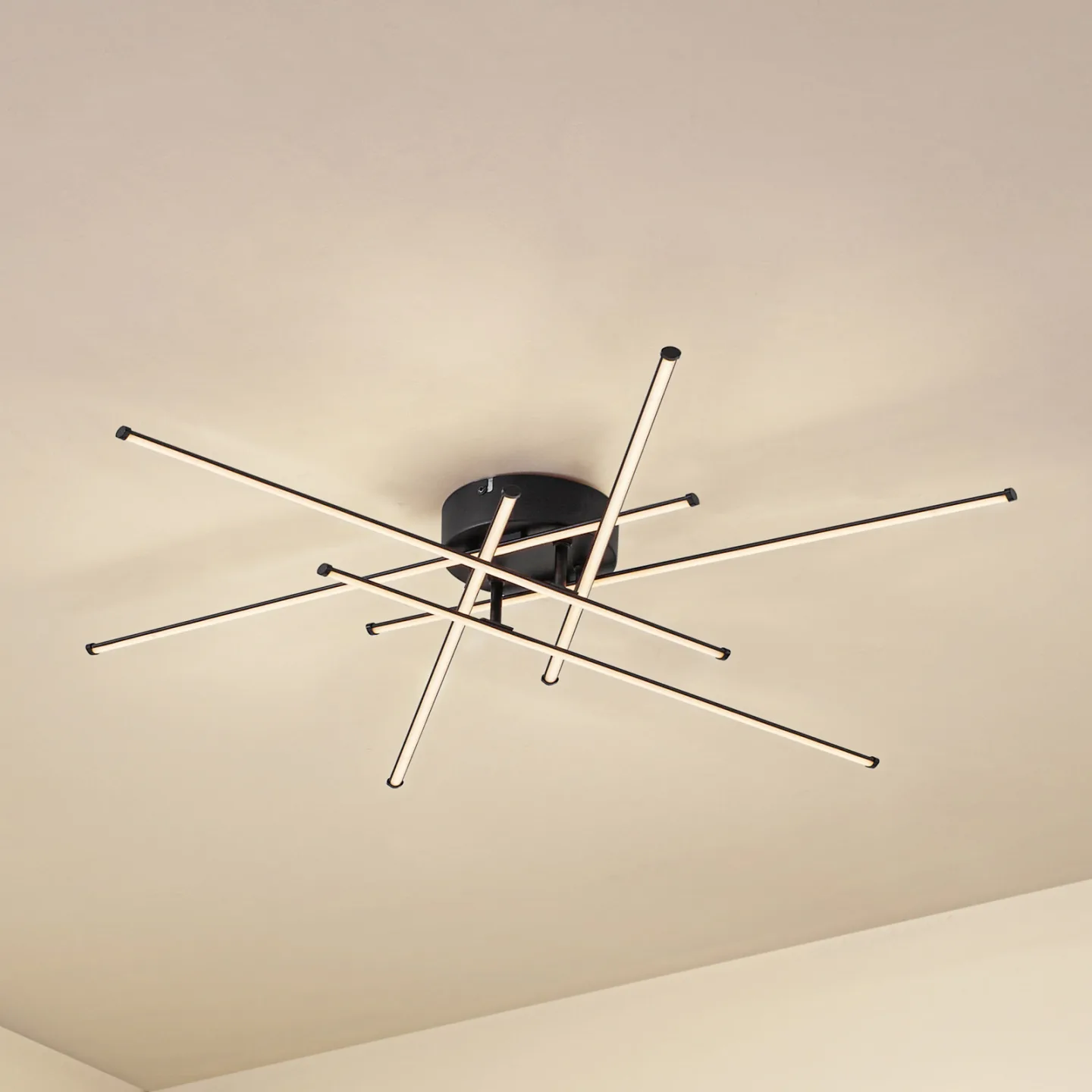 Elviano LED-Deckenlampe, Ø 80 cm, schwarz, 3.000 K - Lindby - Wohnzimmer - Modern - Aluminium