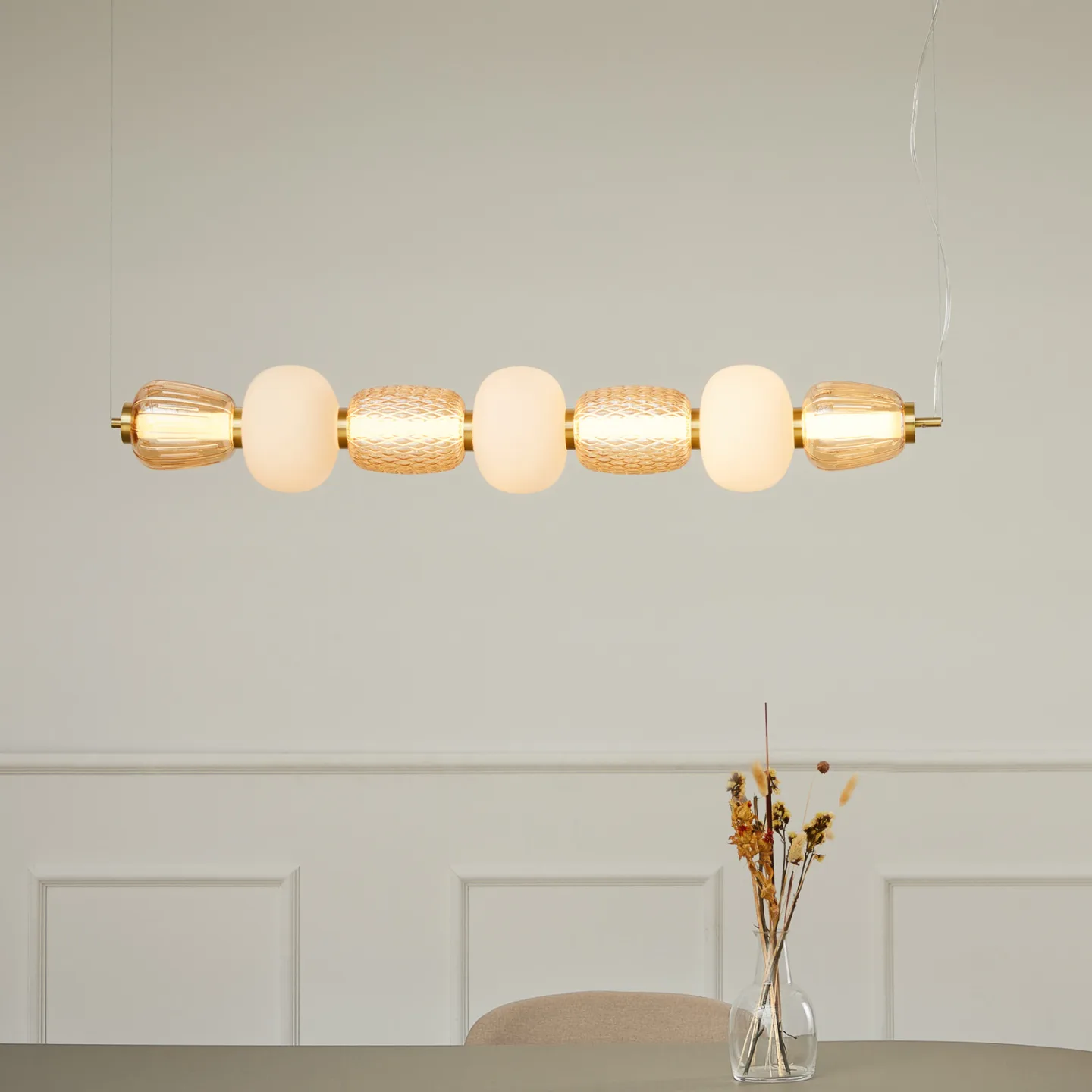 Pearl 7 pendellampe Amber/Gull - LOOM DESIGN - Stue - Moderne - Glass - Med en lyskilde