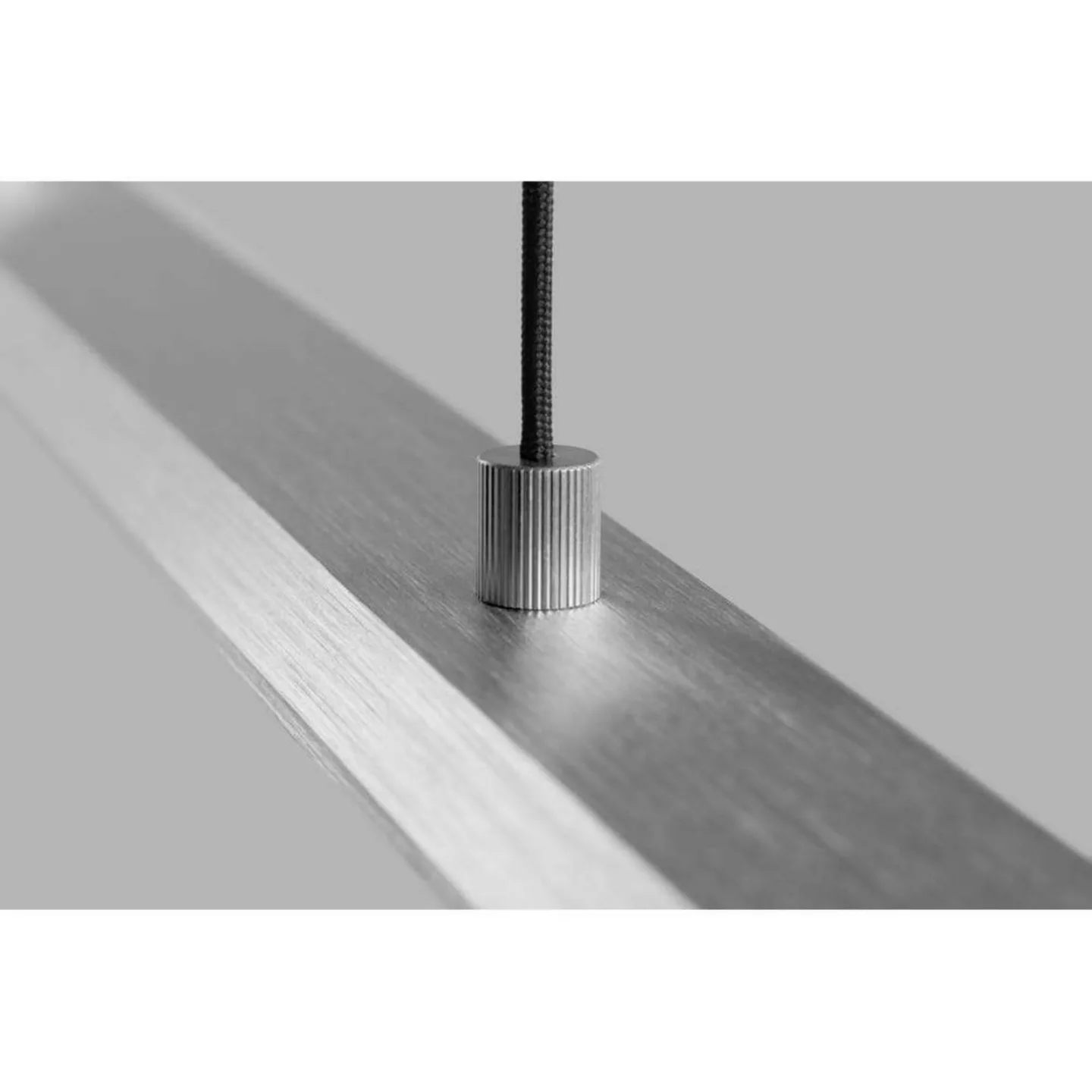 Slim S1200 Pendel 2700/3000K Titanium - LIGHT-POINT - Esszimmer - Aluminium