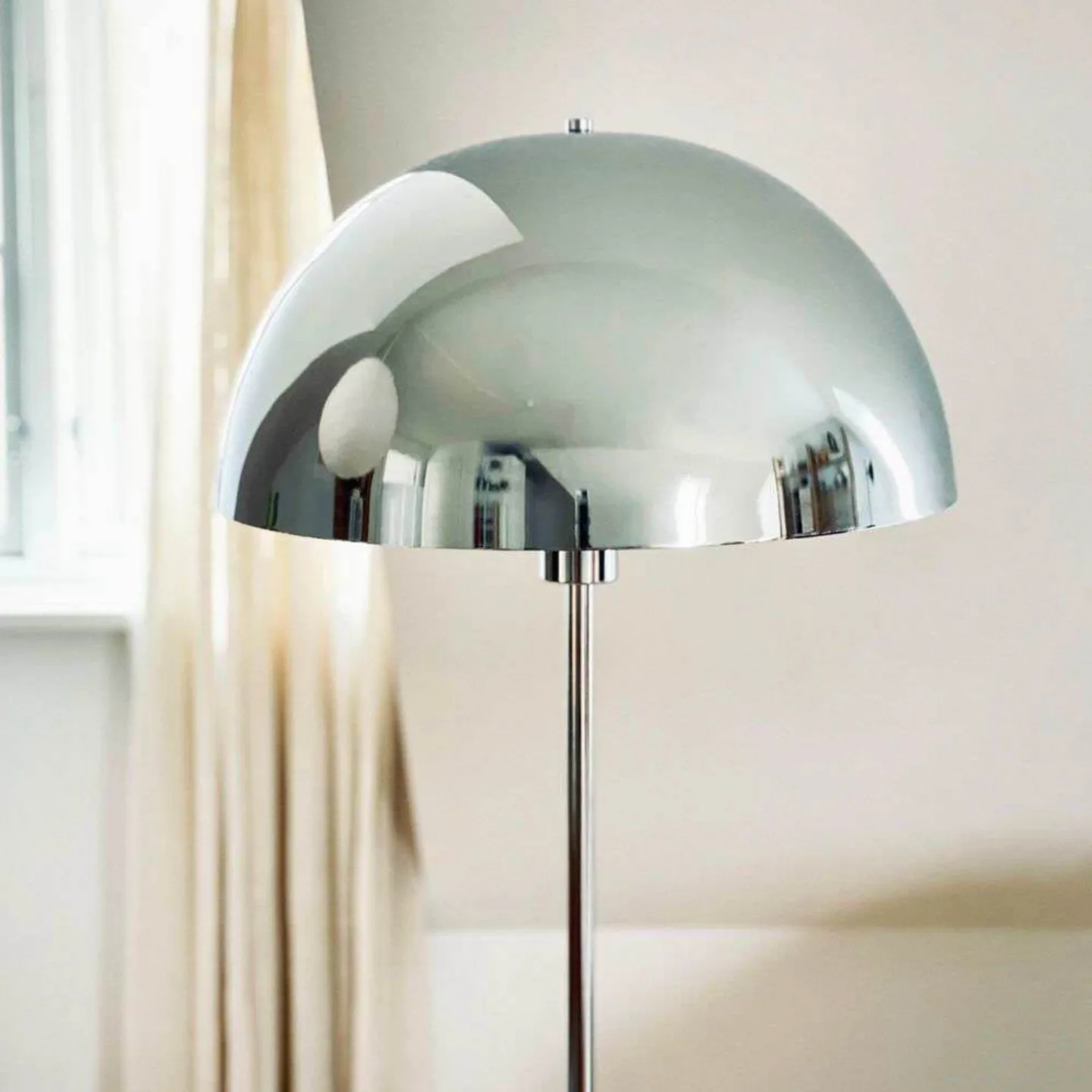 Stockholm gulvlampe krom/marmor - DybergLarsen Dyberg Larsen - Stue - Design - Metal - Med skærm