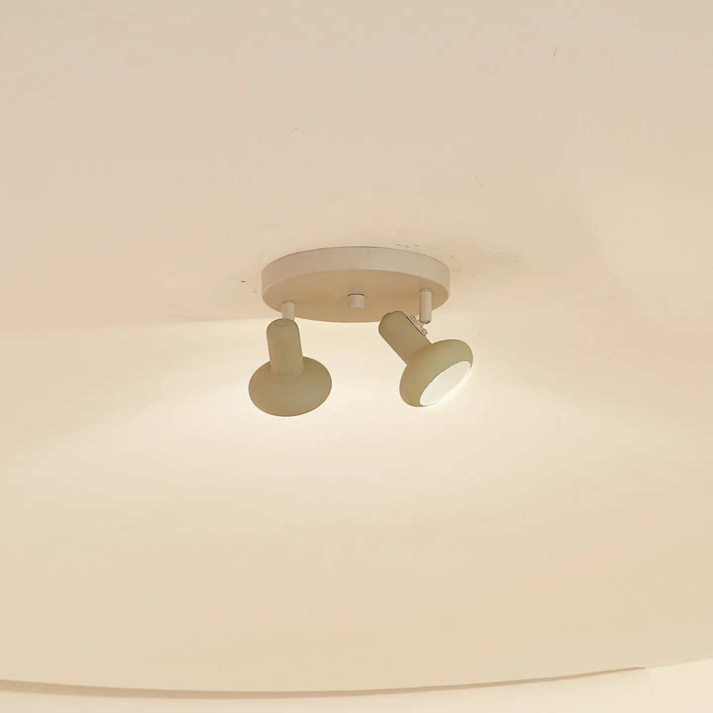 Huby 2 Deckenleuchte Beige/Hell Grün - Lindby - Wohnzimmer - Metall - Mehrflammig