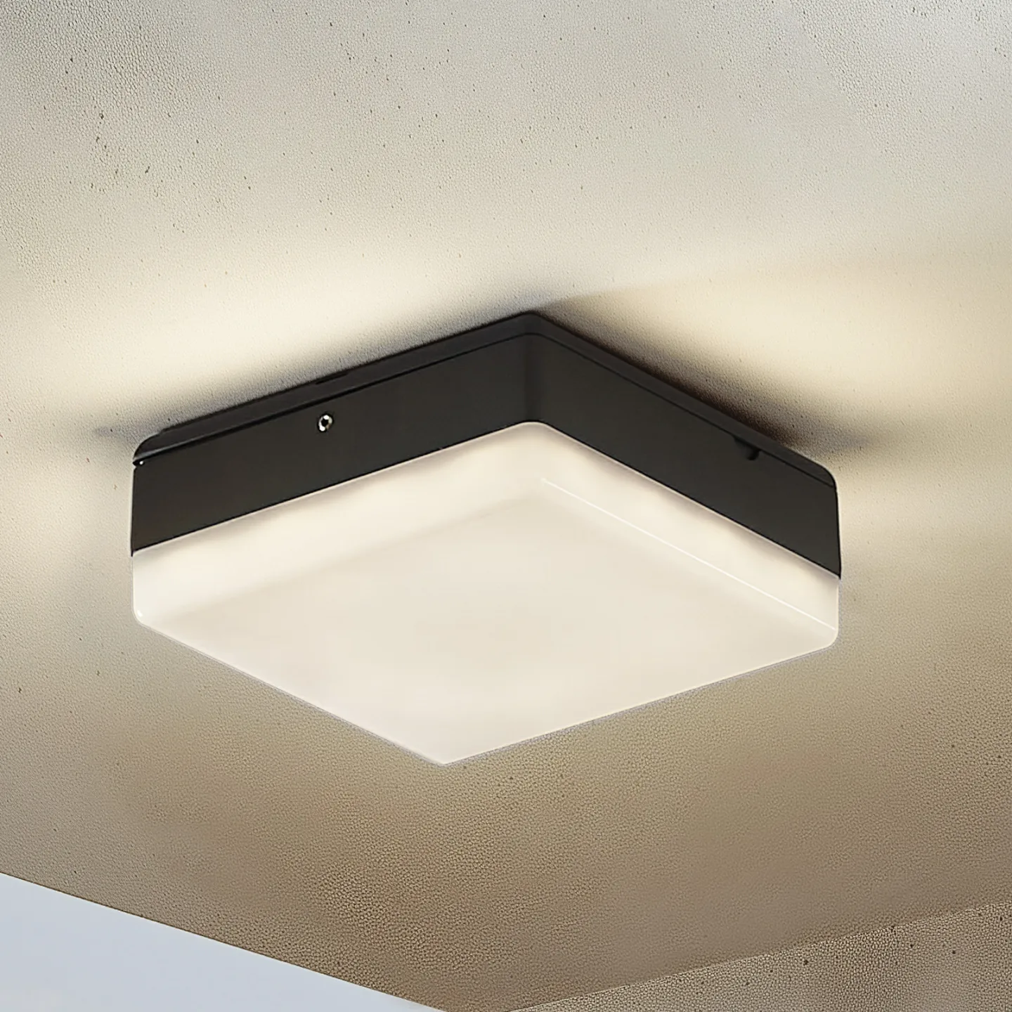 Thilo LED Utomhus Plafond w/Sensor Grey - Lucande - Terrass - Modern - Plast - Vinklad