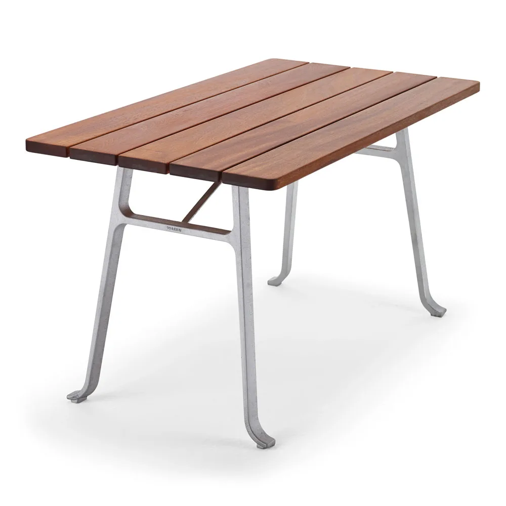 Byarums Bruk - Bord Seriff - Oljad Mahogny/Natur - Matbord utomhus - Mårten Cyrén - Silver