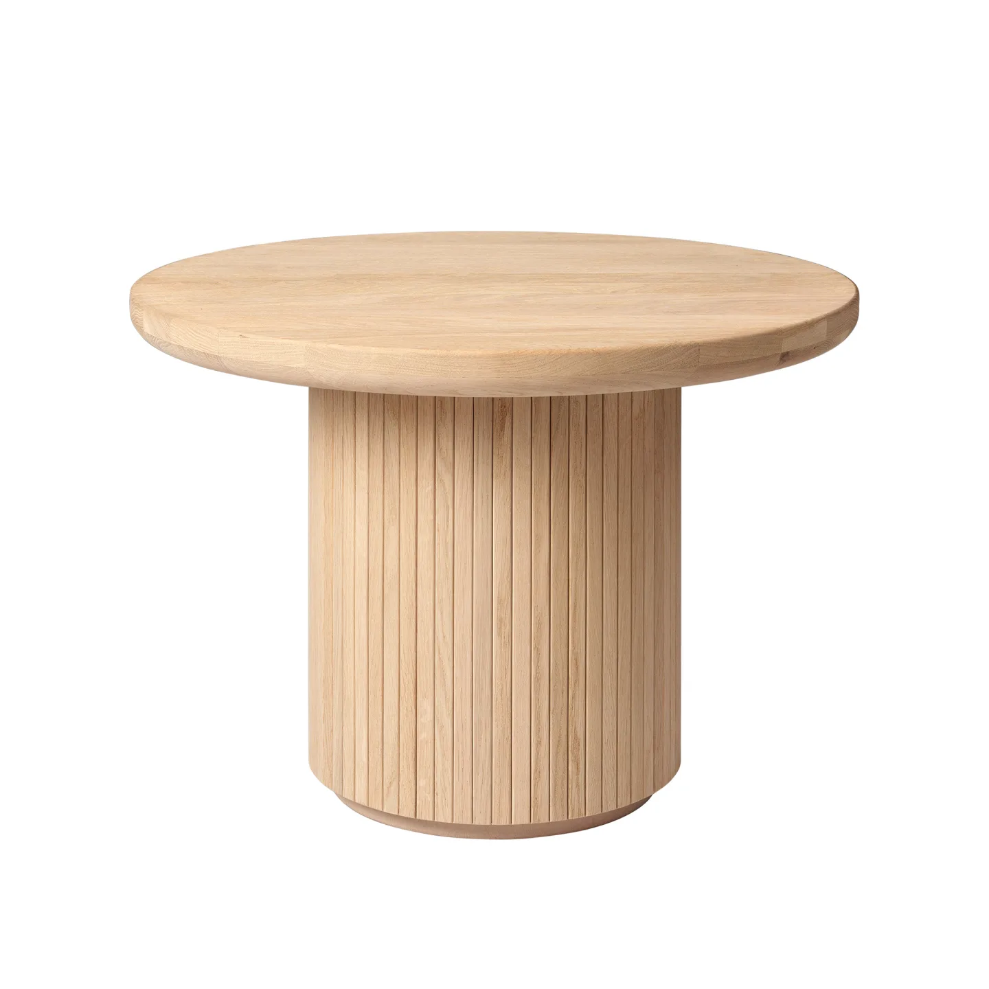 Gubi - Moon Coffee Table Round H45 x Ø60, Solid Oak Soap Treated - Soffbord - Space Copenhagen - Träfärgad - Trä