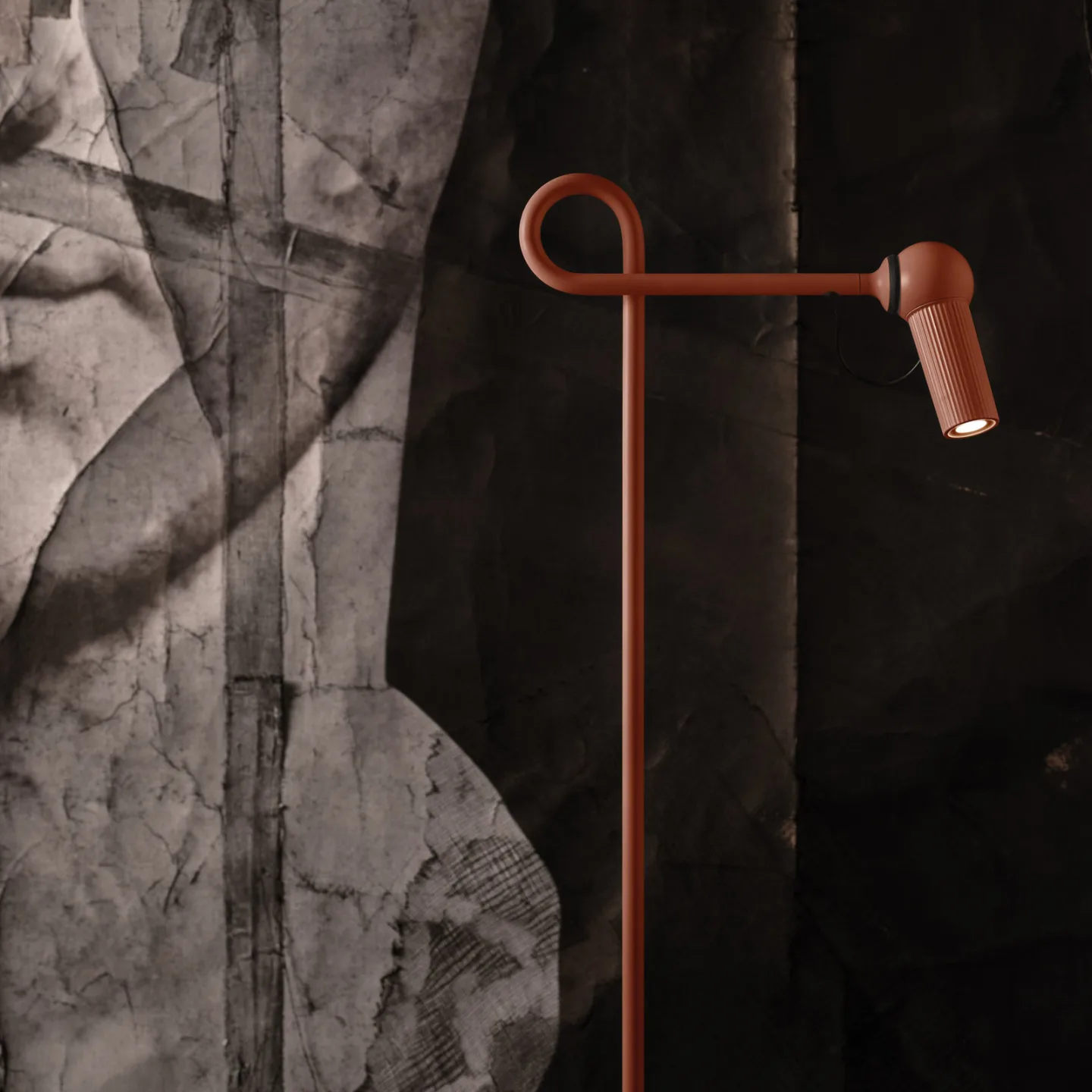 Bird Golvlampa Brick Red - KDLN - Vardagsrum - Metall - Med en ljuskälla