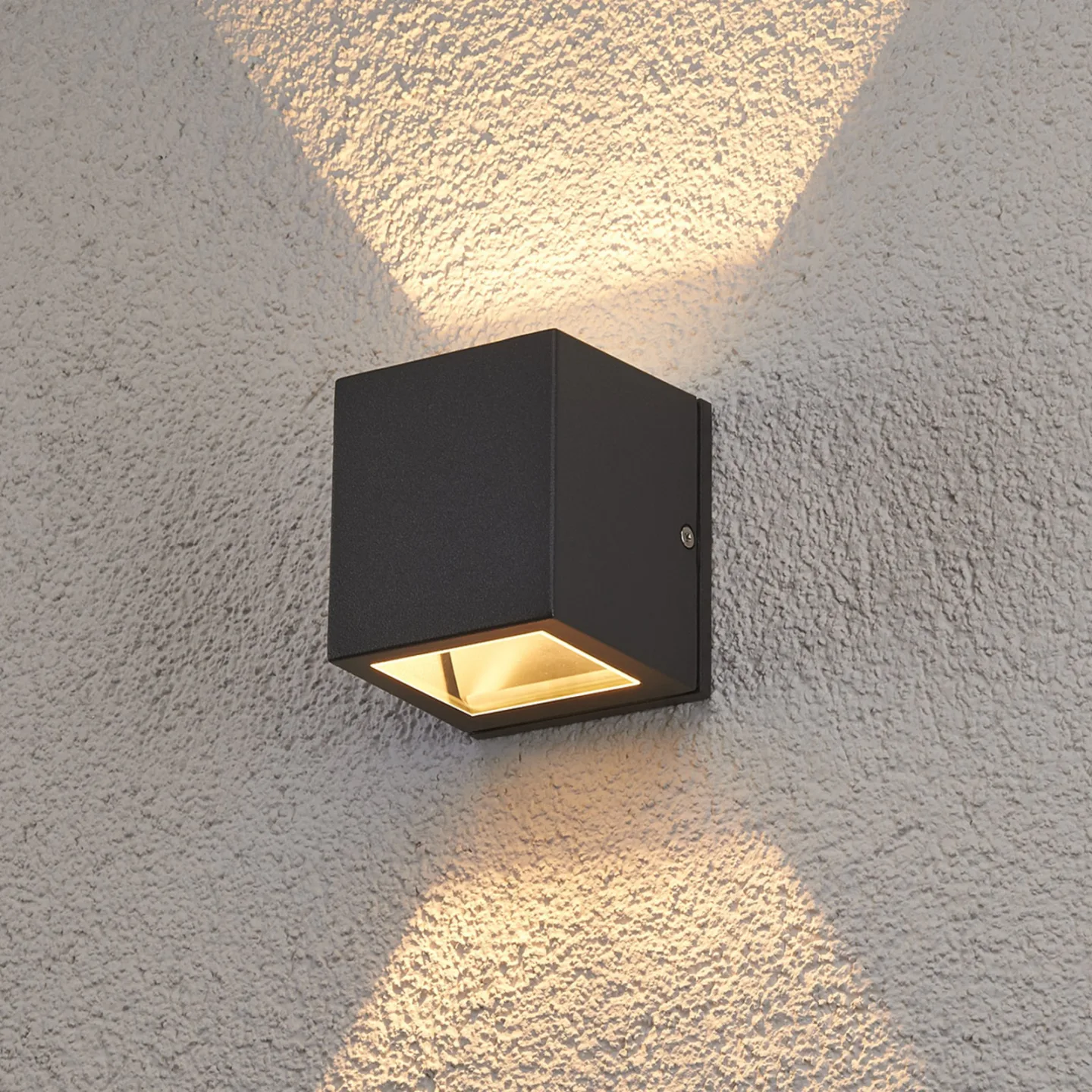 Maurice Utomhus Vägglampa Dark Grey - Lucande - Balkong - Modern - Metall - Vinklad