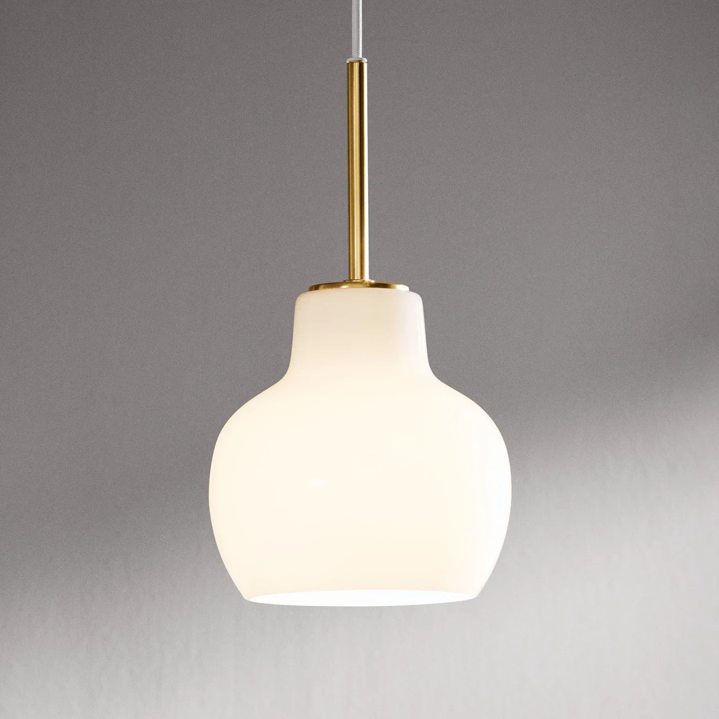 VL Ring Crown 1 Pendelleuchte Opal - Louis Poulsen - Wohnzimmer - Design - Glas - Einflammig