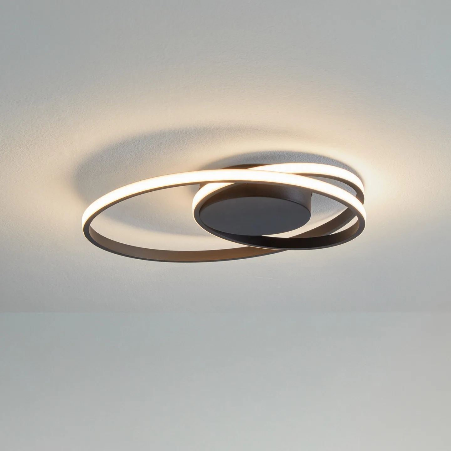 Youna LED Deckenleuchte Black - Lindby - Wohnzimmer - Modern - Metall - Rund