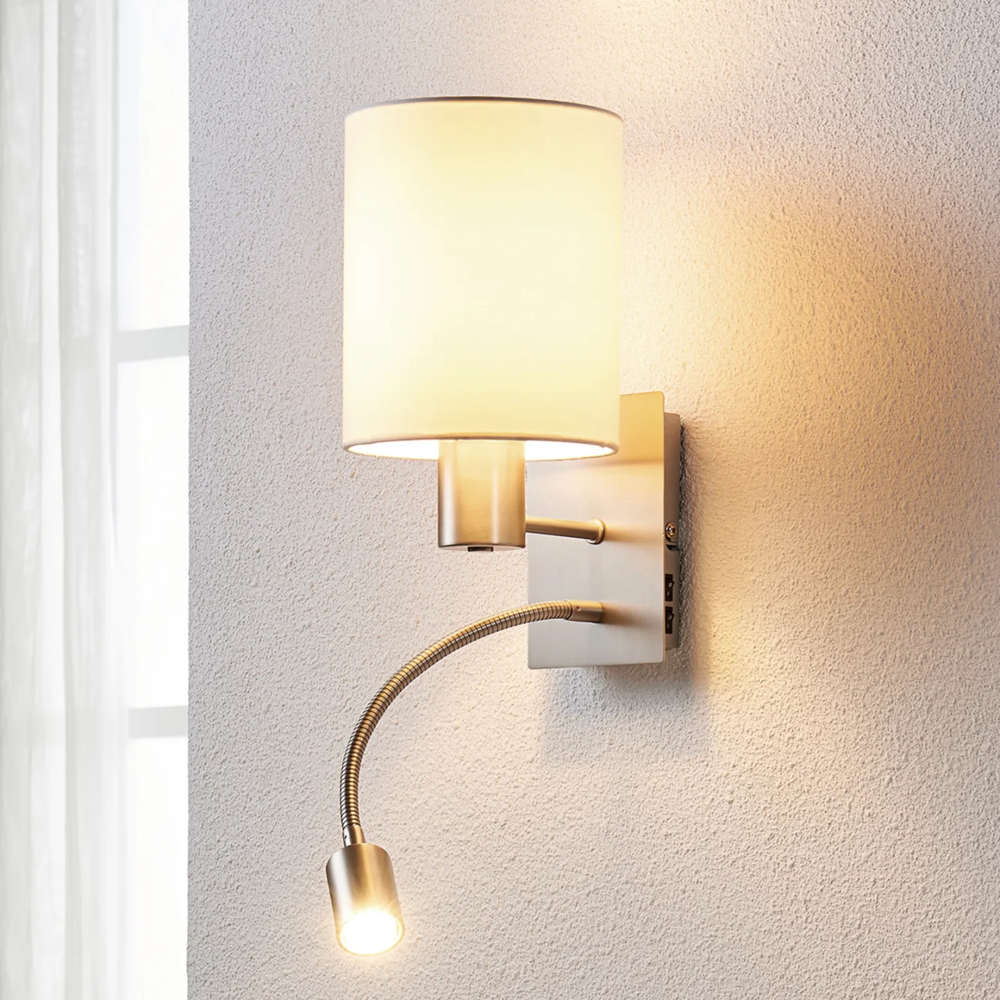 Shajan Væglampe Nickel/White - Lindby - Stue - Moderne - Stof / tekstil - Med flere lyskilder