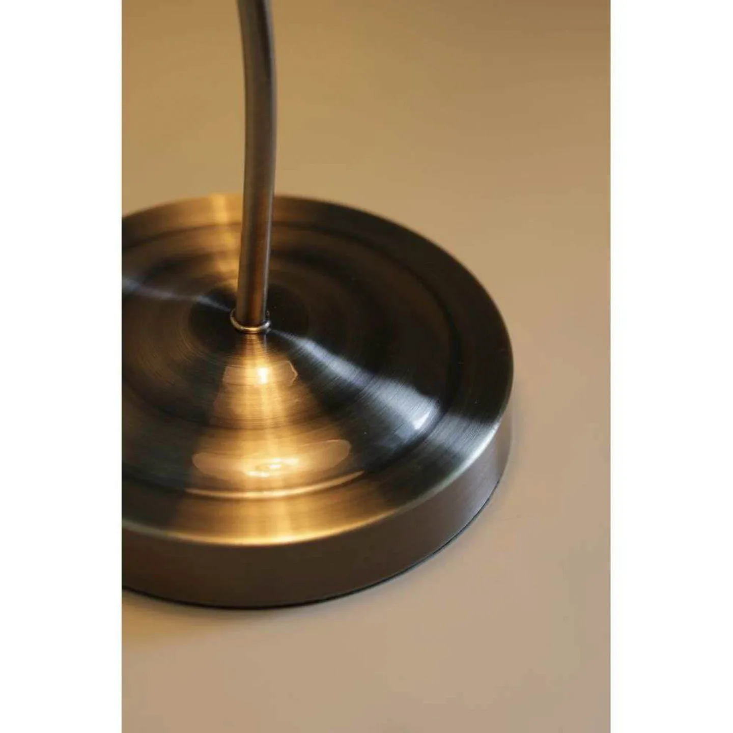 Vela Tischleuchte Antique Brass/Green - Markslöjd - Wohnzimmer - Metall