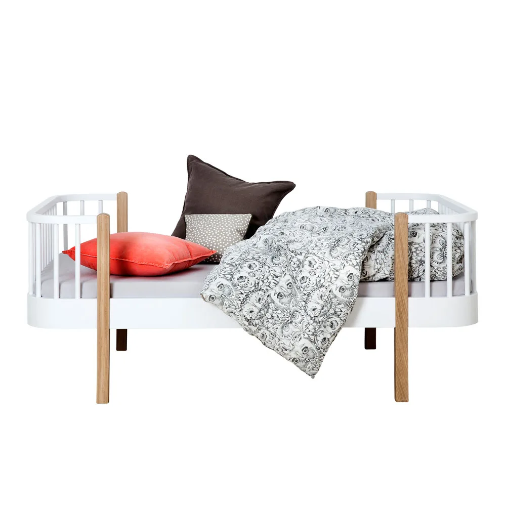 Oliver Furniture - Wood Juniorsäng Vit/ Ek - Spjälsängar och barnsängar - Søren Rørbæk - Vit - Trä