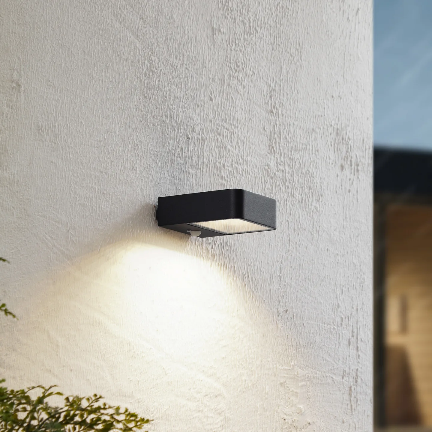 Dava Solarzelle Wandleuchte W/Sensor H5 Schwarz - Lucande - Balkon - Modern - Aluminium - Eckig