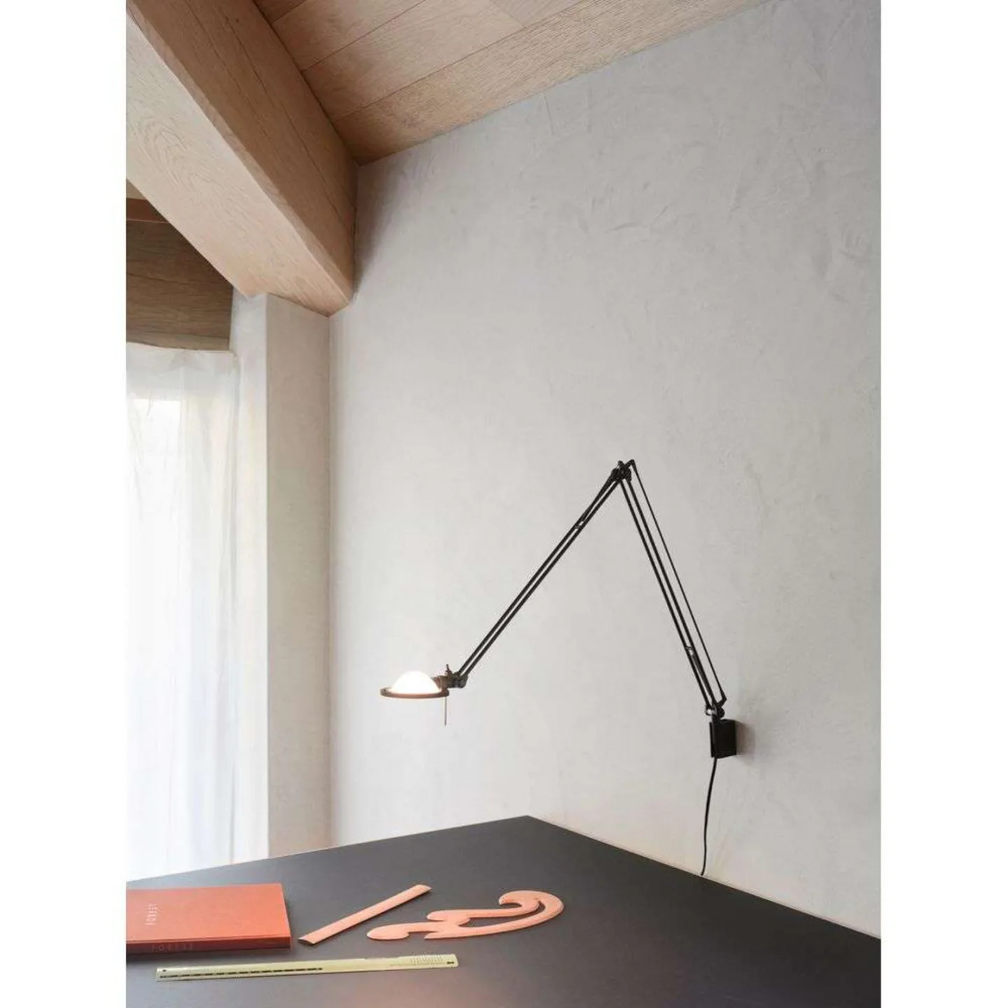 Berenice vägglampa 45x45 mässing/svart - Luceplan - Metall