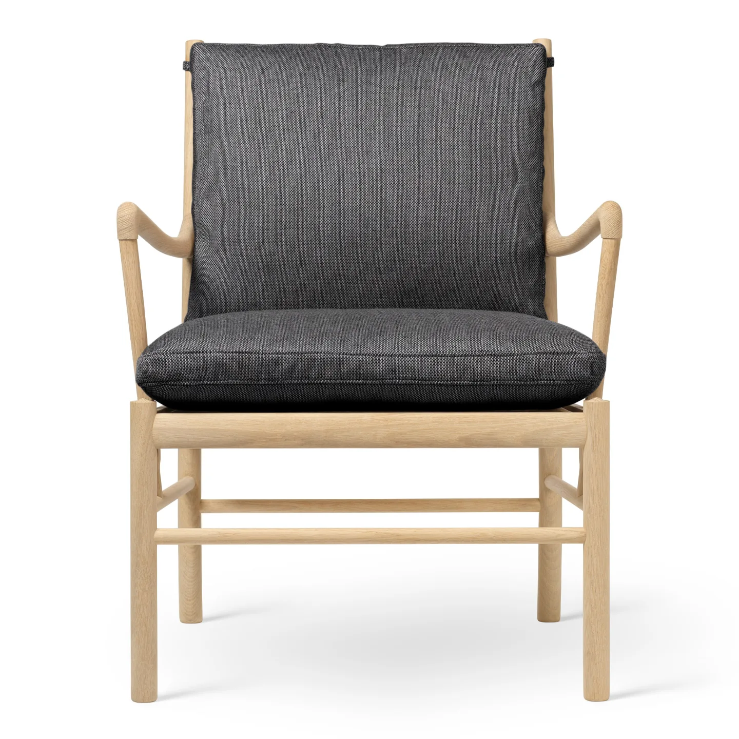 Carl Hansen - OW149 Colonial Chair Ek Tvålad / Re-Wool 0198 - Fåtöljer - Ole Wanscher