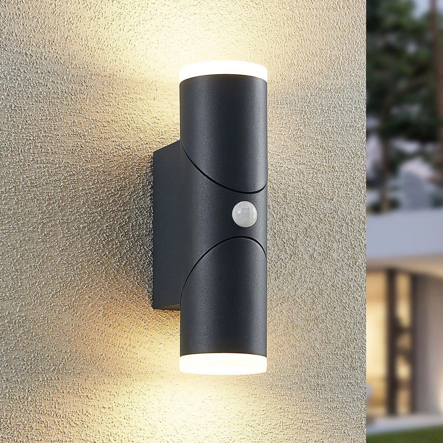 Aspyn 2 Udendørs Væglampe w/Sensor Dark Grey - Lindby - Moderne - Metal - Med flere lyskilder