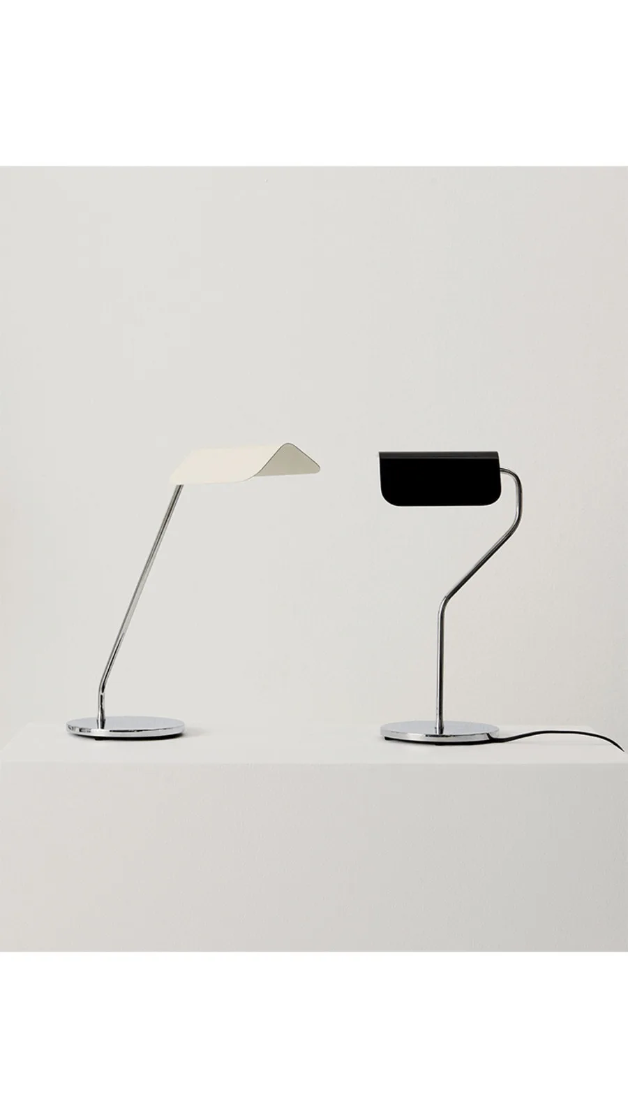 Apex Schreibtischlampe Oyster White - HAY - Wohnzimmer - Aluminium