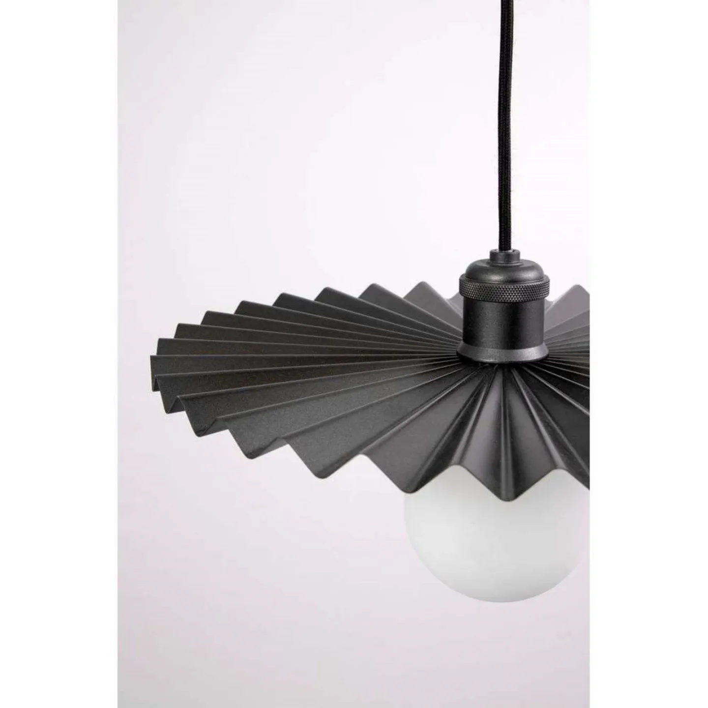 Omega 35 Pendel Svart - Globen Lighting - Spisestue - Metall