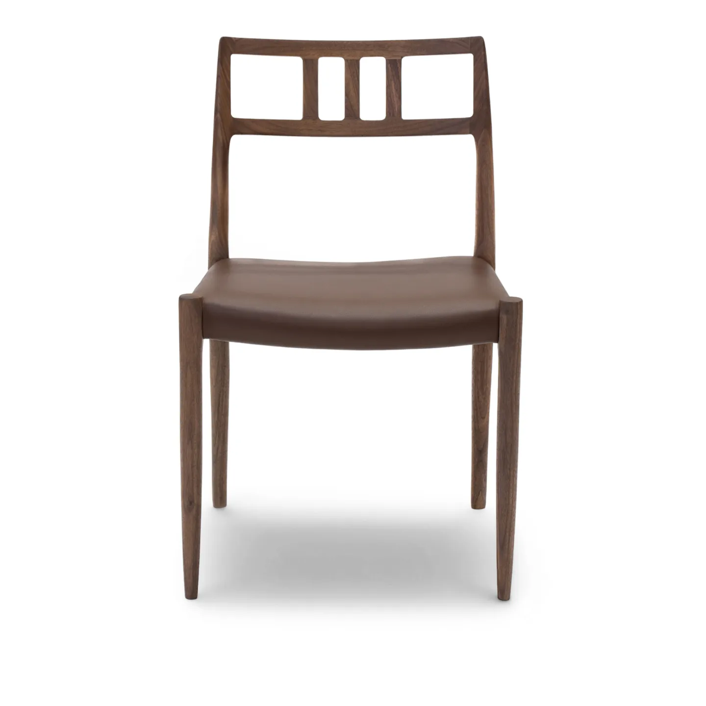 J.L. Møller - Model 79 dining chair Walnut, Oil, Leather – Roma 909 - Matstolar - Niels Otto Møller - Brun - Läder/Trä
