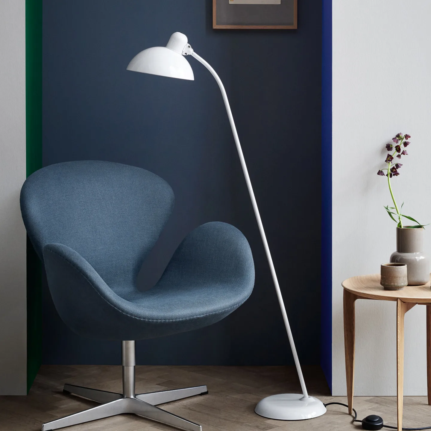 KAISER idell™ 6556-F Gulvlampe Hvid - Fritz Hansen Kaiser Idell 6556-F - Stue - Design - Metal - Med skærm