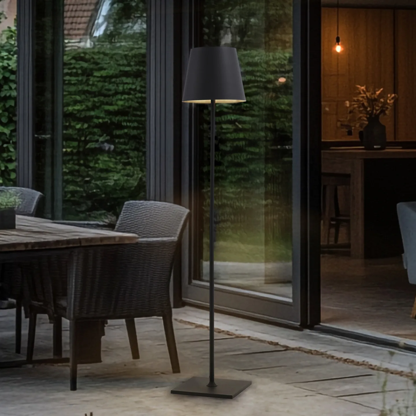Andrei Utomhus Golvlampa Dark Grey - Lucande - Balkong - Modern - Aluminium - Med lampskärm