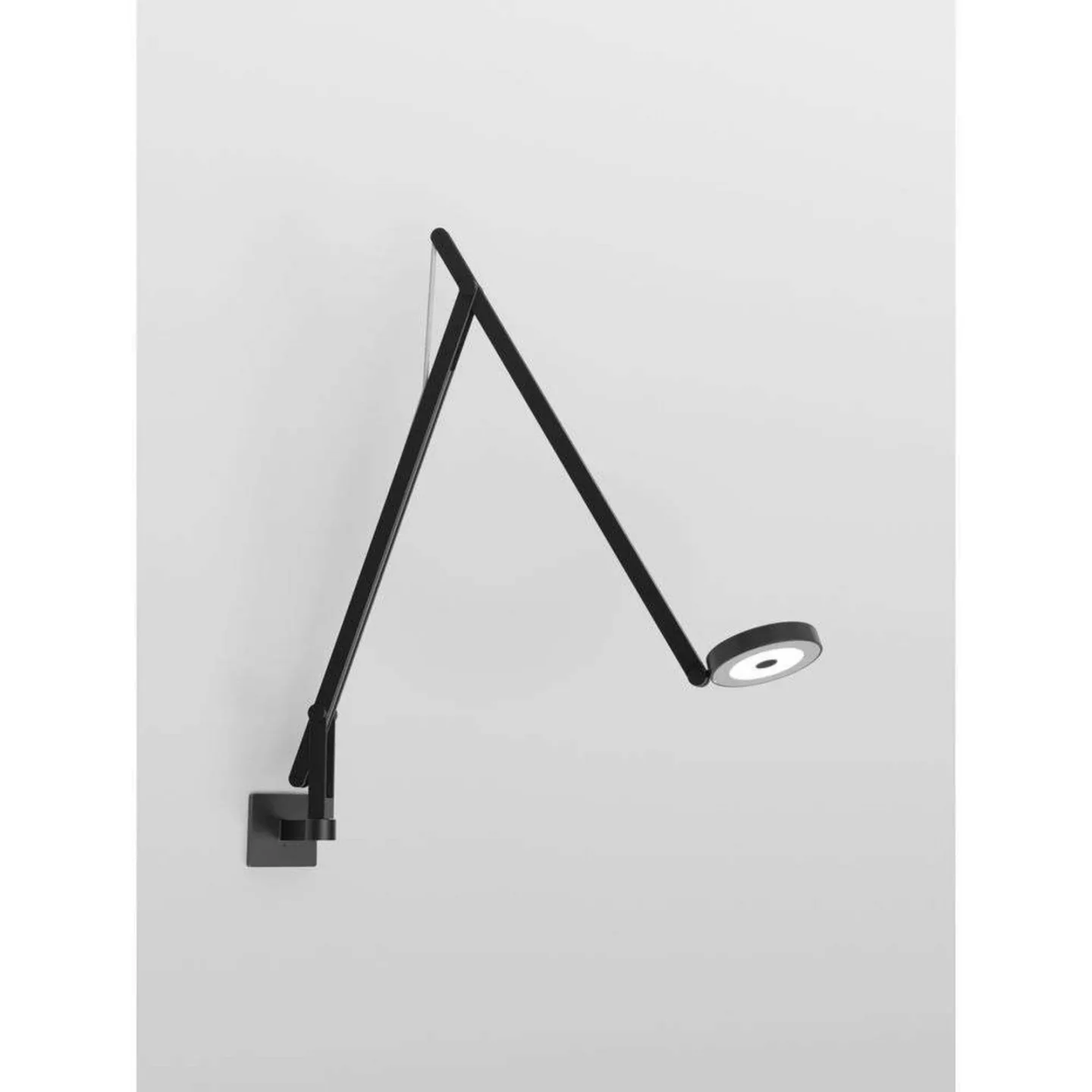 String W1 Vägglampa DTW Matt Black/Silver - Rotaliana - Vardagsrum - Aluminium