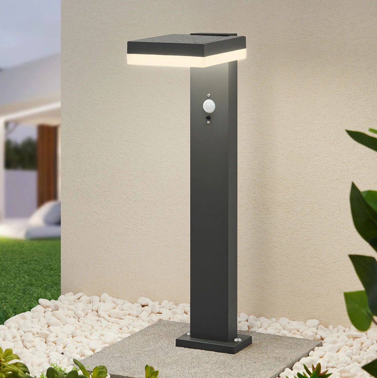 Laira Solcelle Hage Lampe w/Sensor Anthracite - Lindby - Moderne - Metall - Med en lyskilde