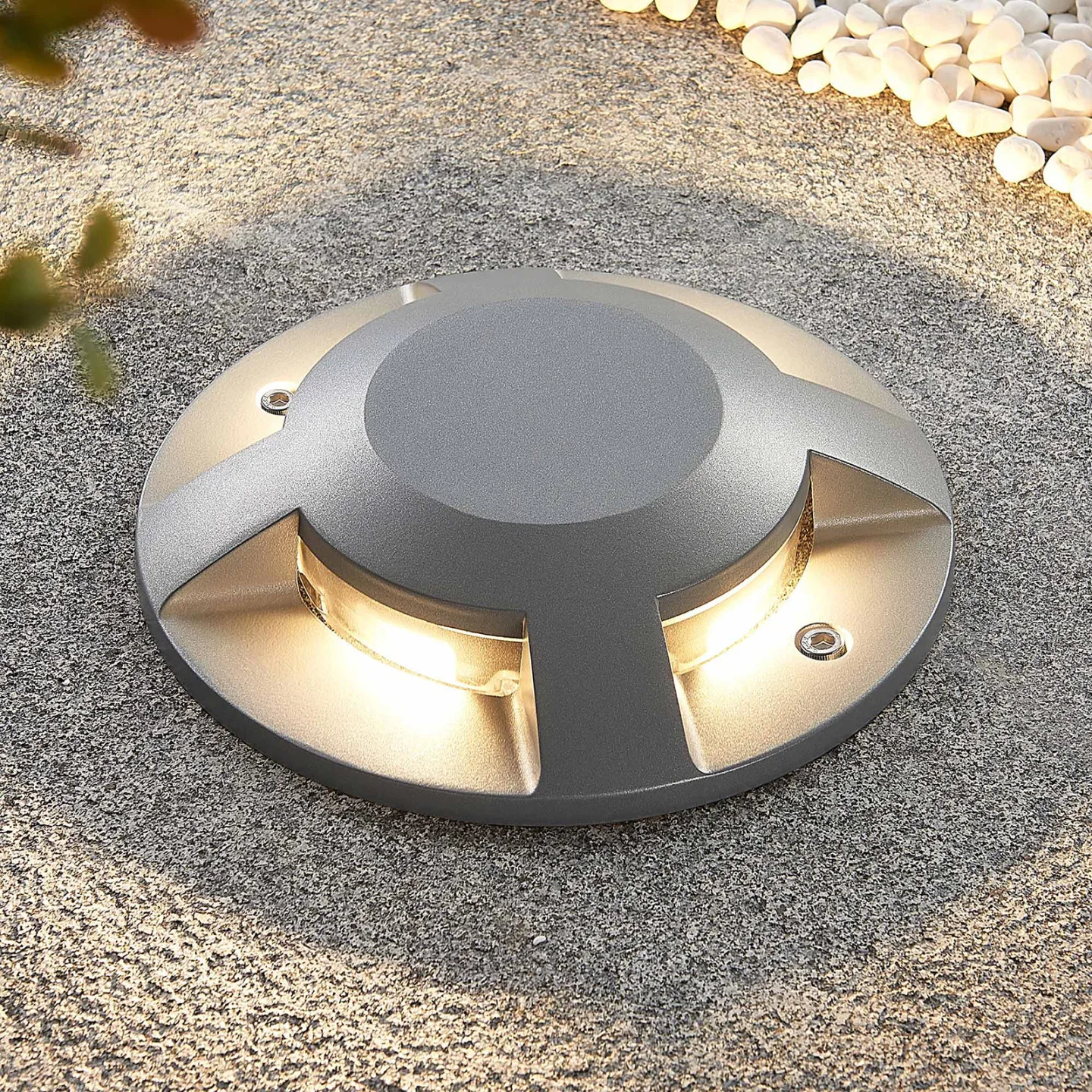 Jeffrey golv-spotlight med LED silver 4 ljusutgångar - Lucande - Modern - Metall