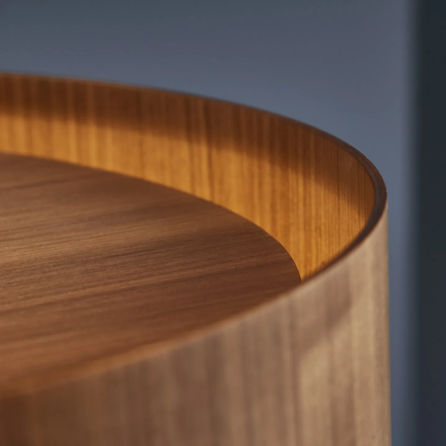 FM 1954 Pendellampe Ø28 Walnut - FRANDSEN - Stue - Design - Træ - Med skærm