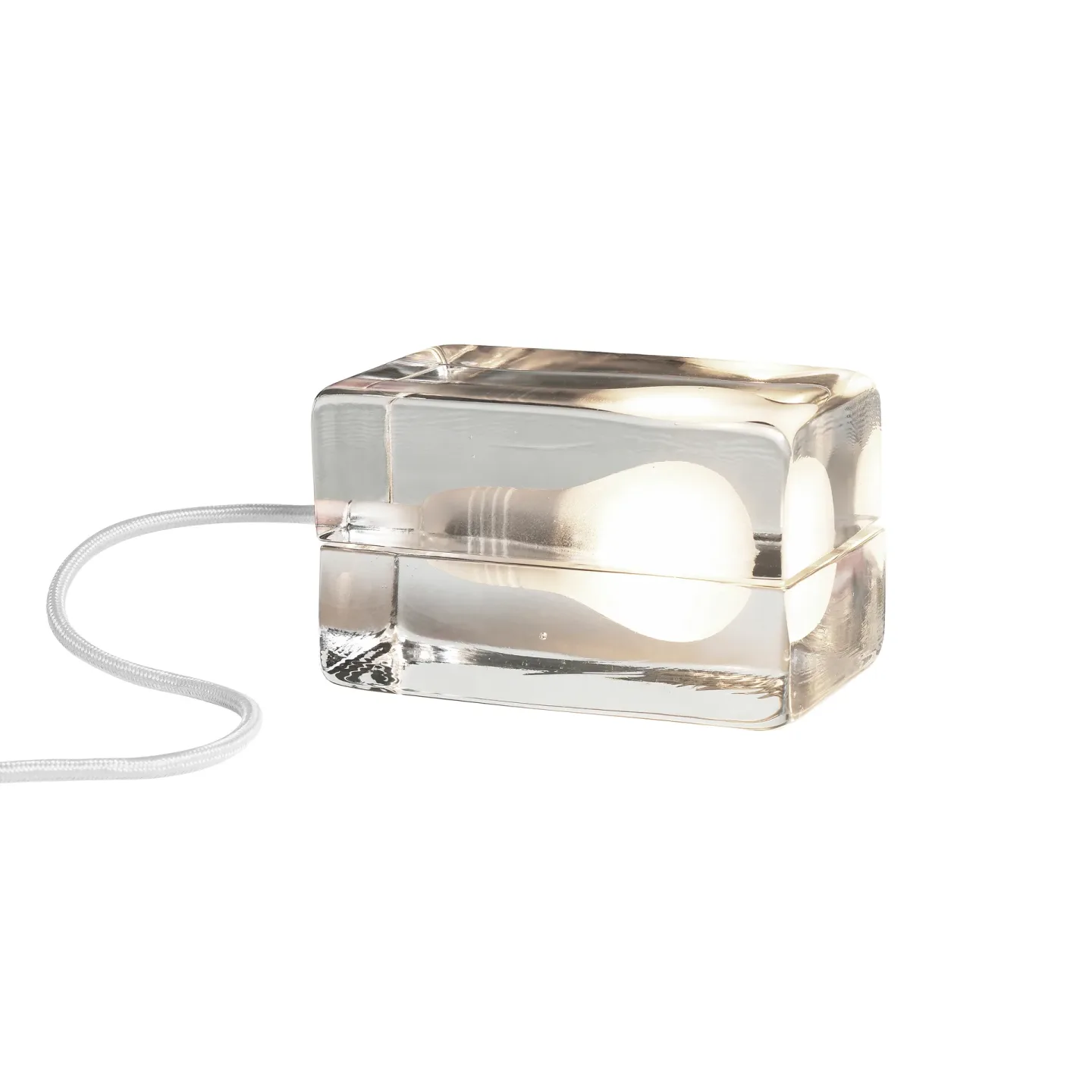Design House Stockholm Block Lamp Tischleuchte Weißes Kabel